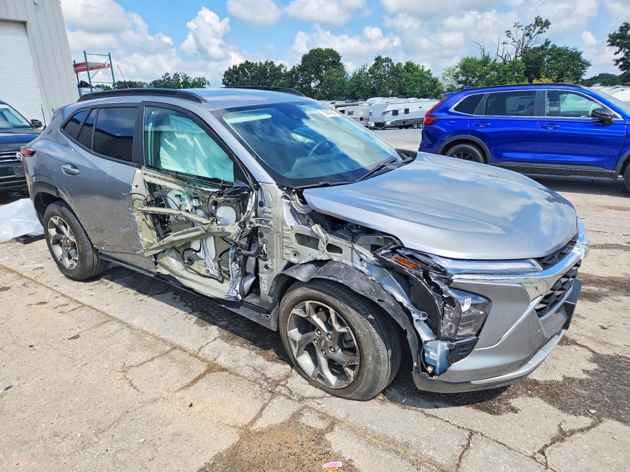 2025 Chevrolet Trax 1Lt - Фото 4
