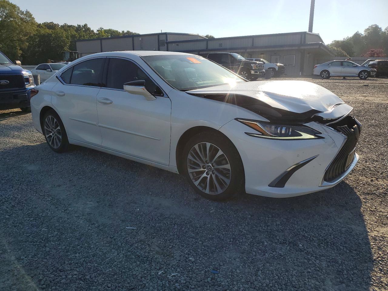 2019 Lexus Es 350 - Фото 4