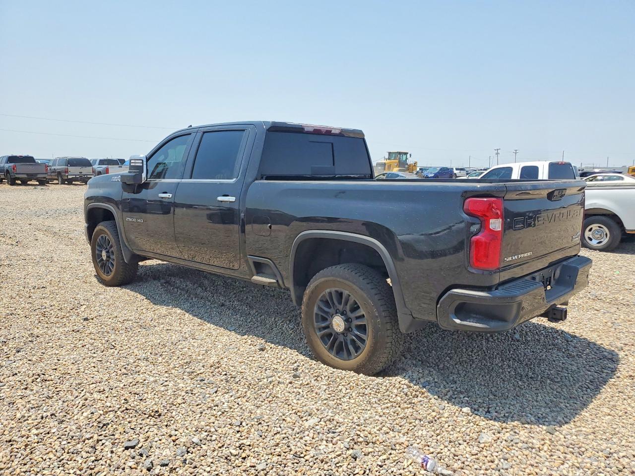 2022 Chevrolet Silverado K2500 High Country - Фото 2