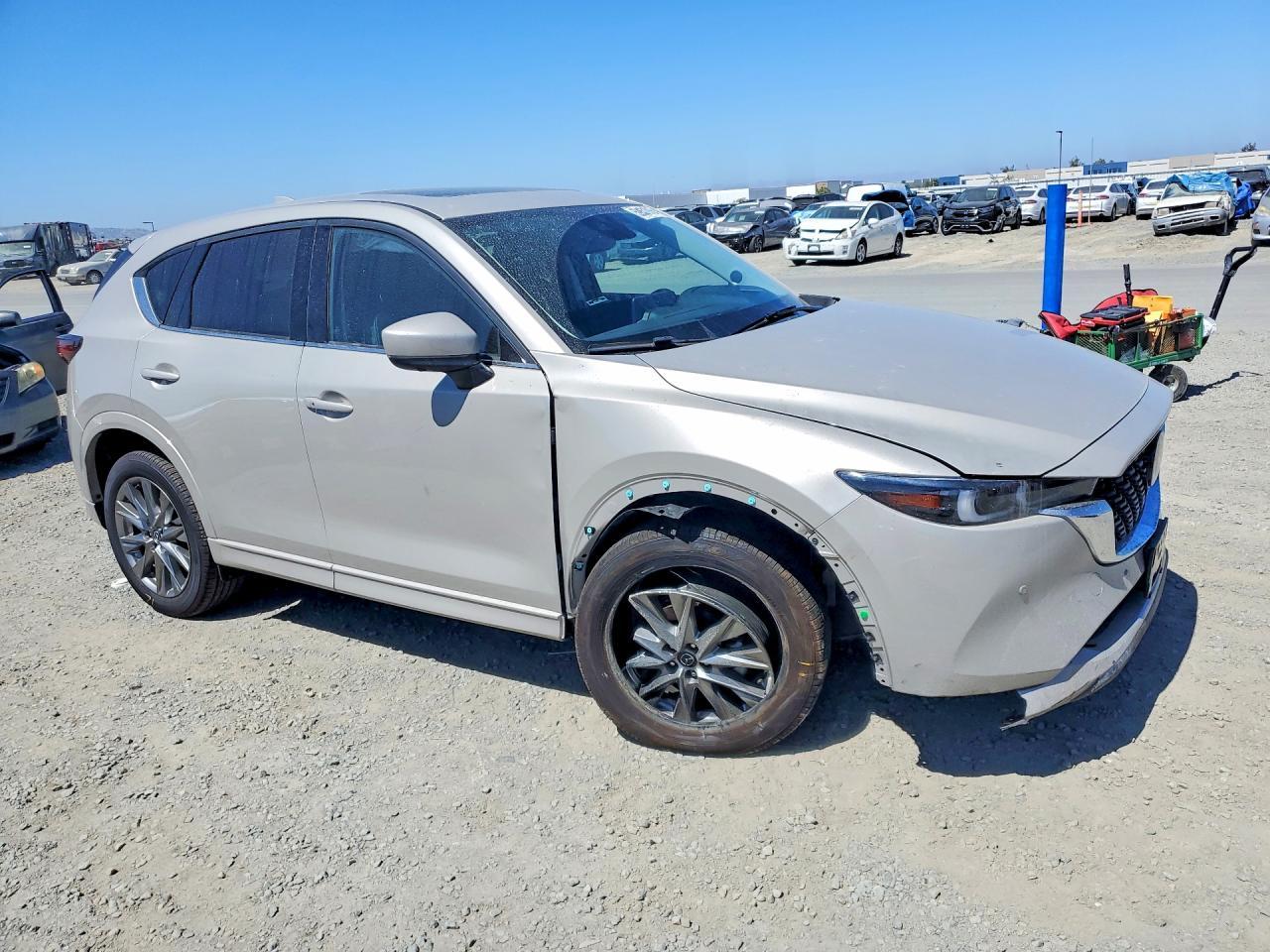 2025 Mazda Cx-5 - Image 4