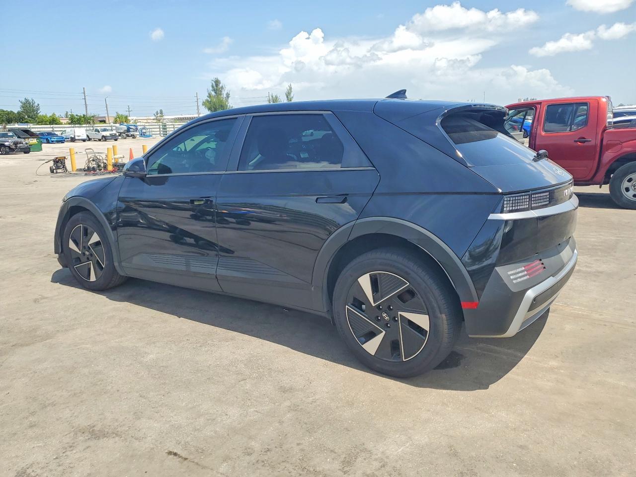2026 Hyundai Ioniq 5 Se - Фото 2
