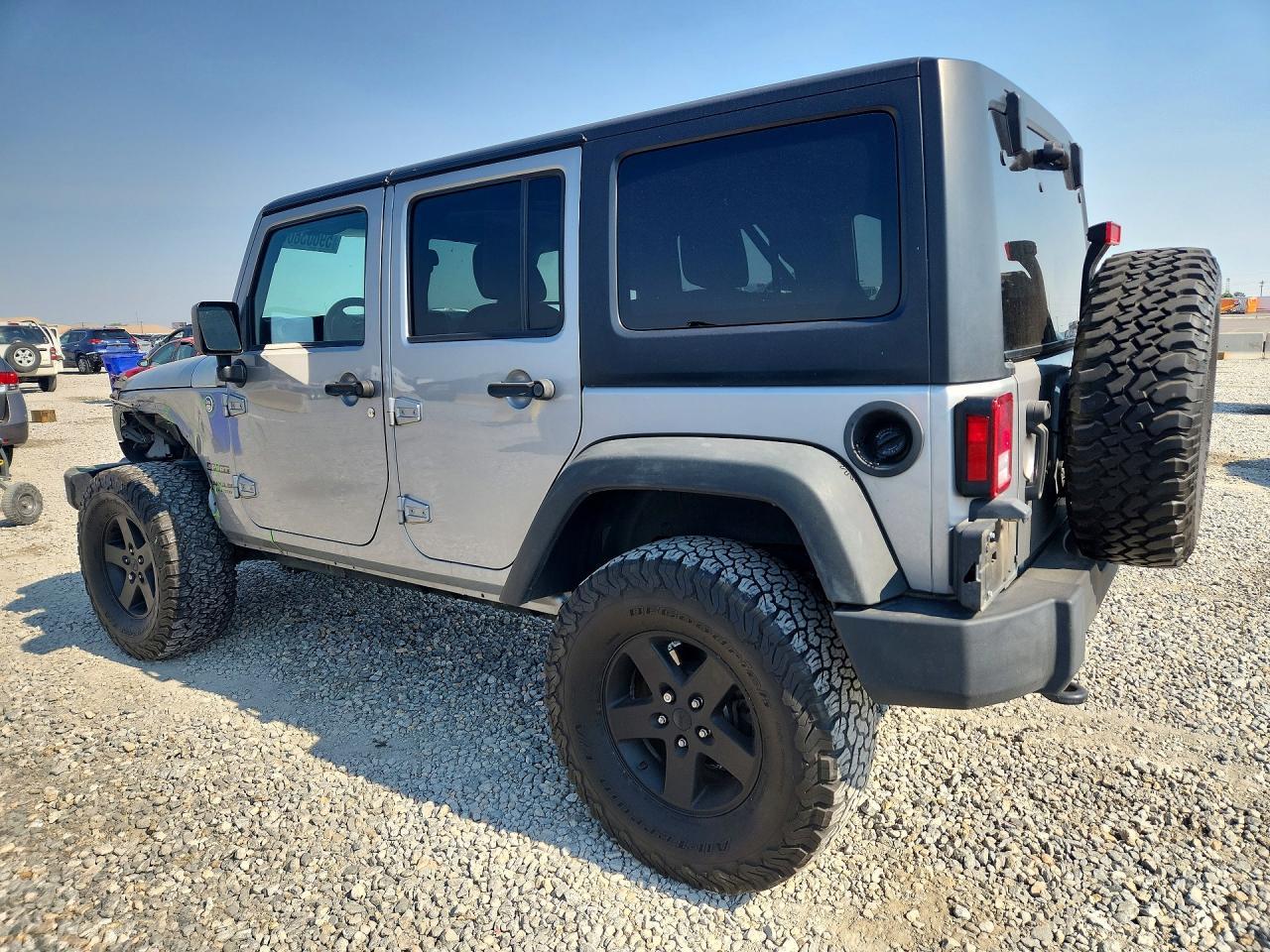 2015 Jeep Wrangler Unlimited Sport - Фото 2