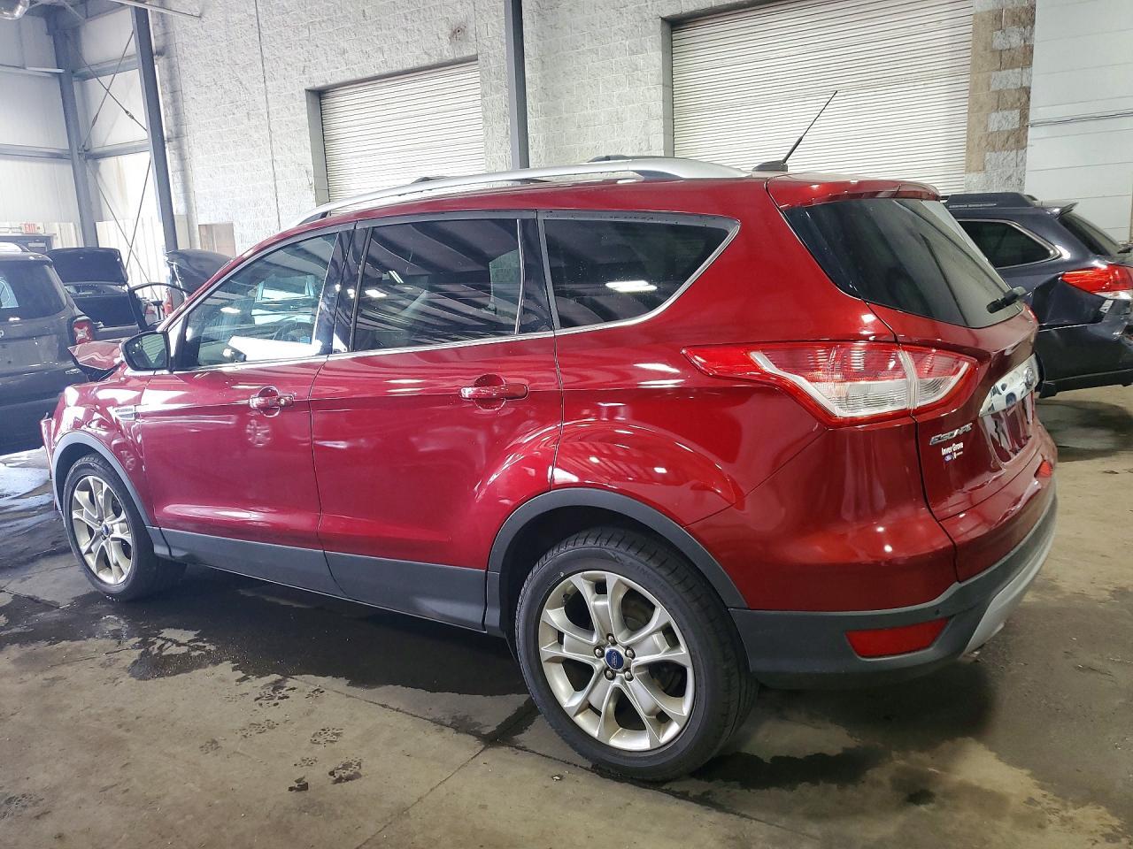 2014 Ford Escape Titanium - Фото 2