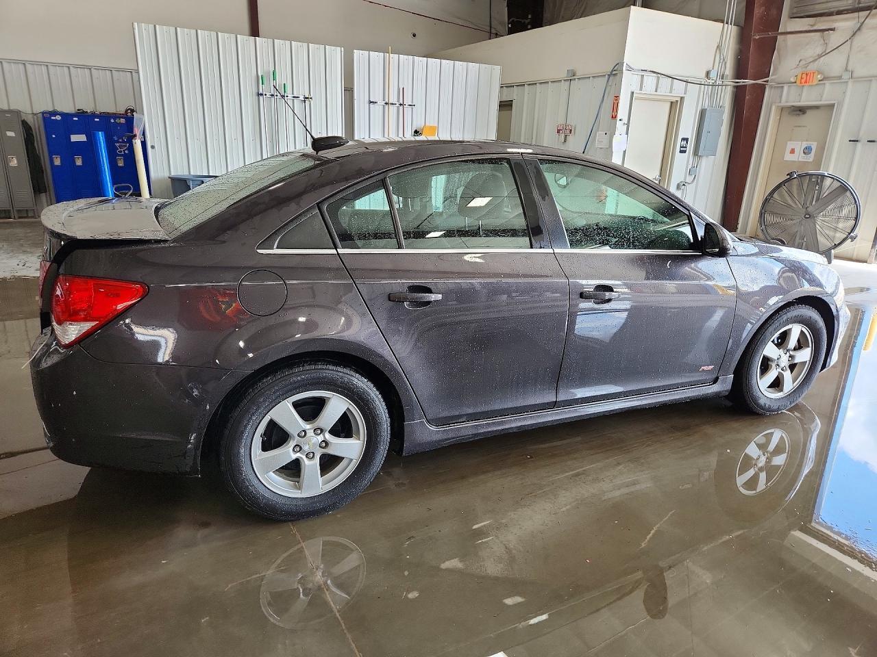 2016 Chevrolet Cruze Limited Lt - Image 3