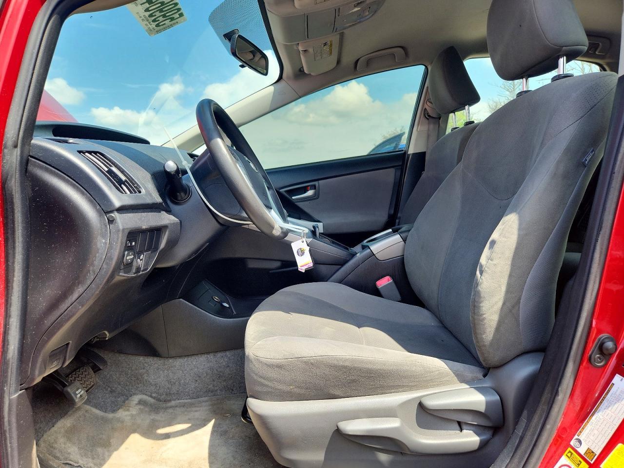 2012 Toyota Prius Two - Фото 7