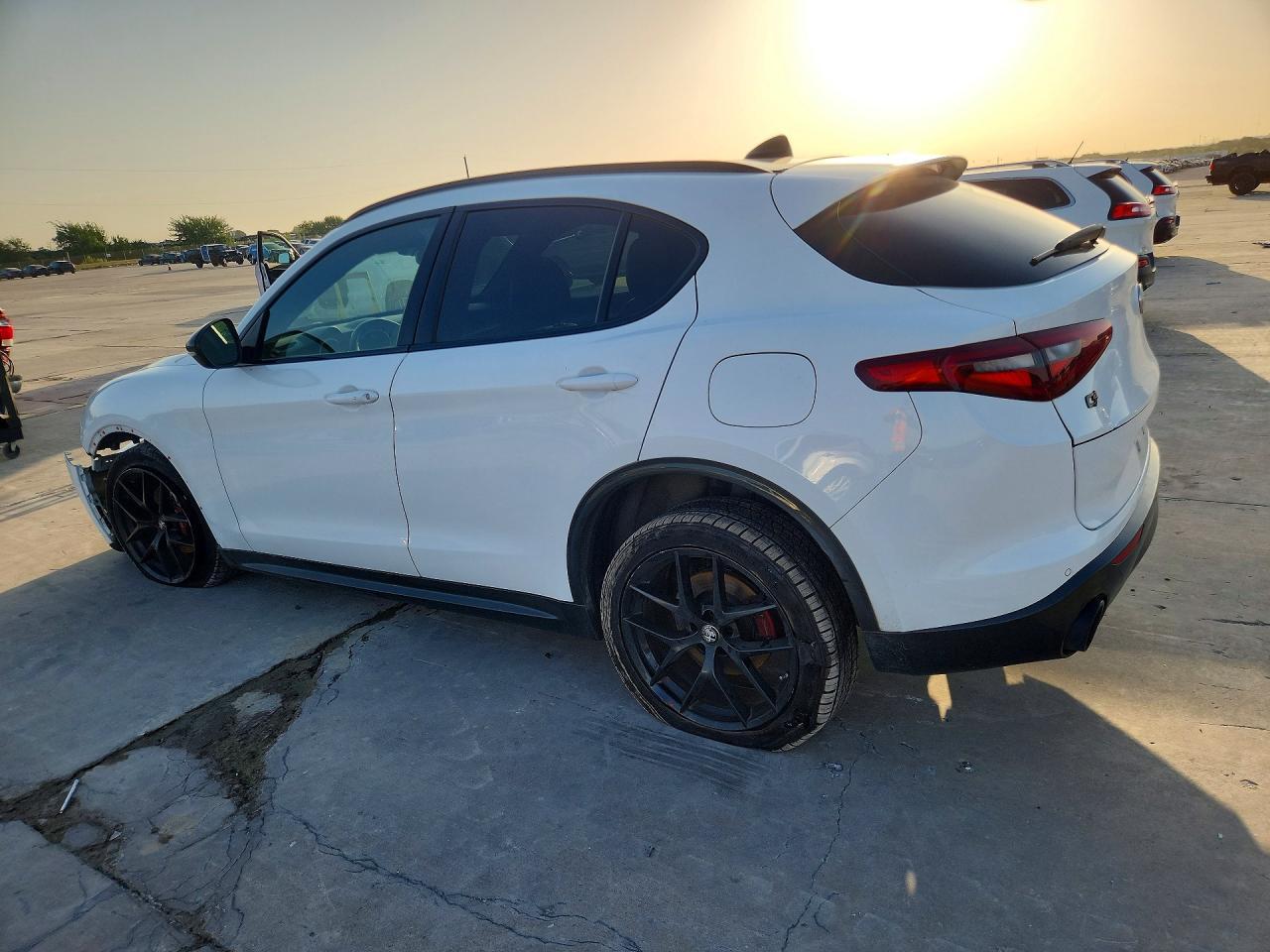 2020 Alfa Romeo Stelvio Ti - Фото 2