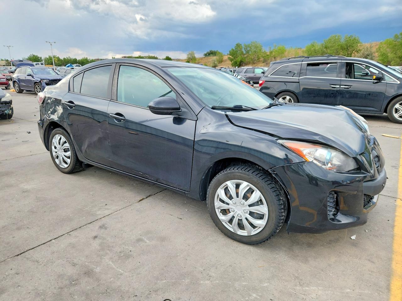 2013 Mazda 3 I - Image 4