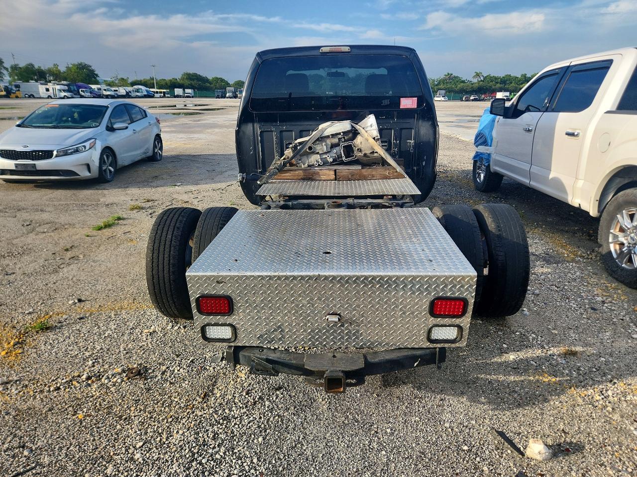 2016 Ford F350 Super Duty - Фото 6