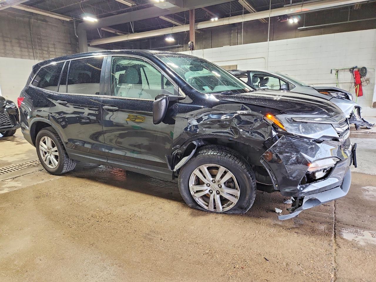 2016 Honda Pilot Lx - Image 4