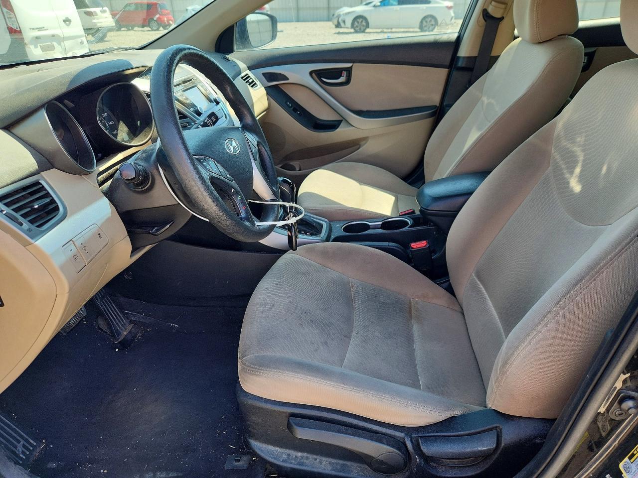 2014 Hyundai Elantra Se - Фото 7