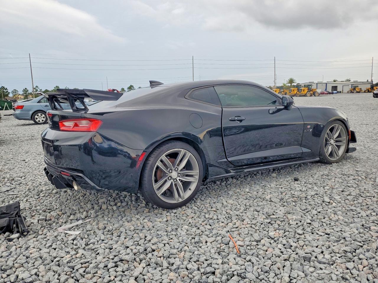 2017 Chevrolet Camaro Lt - Фото 3