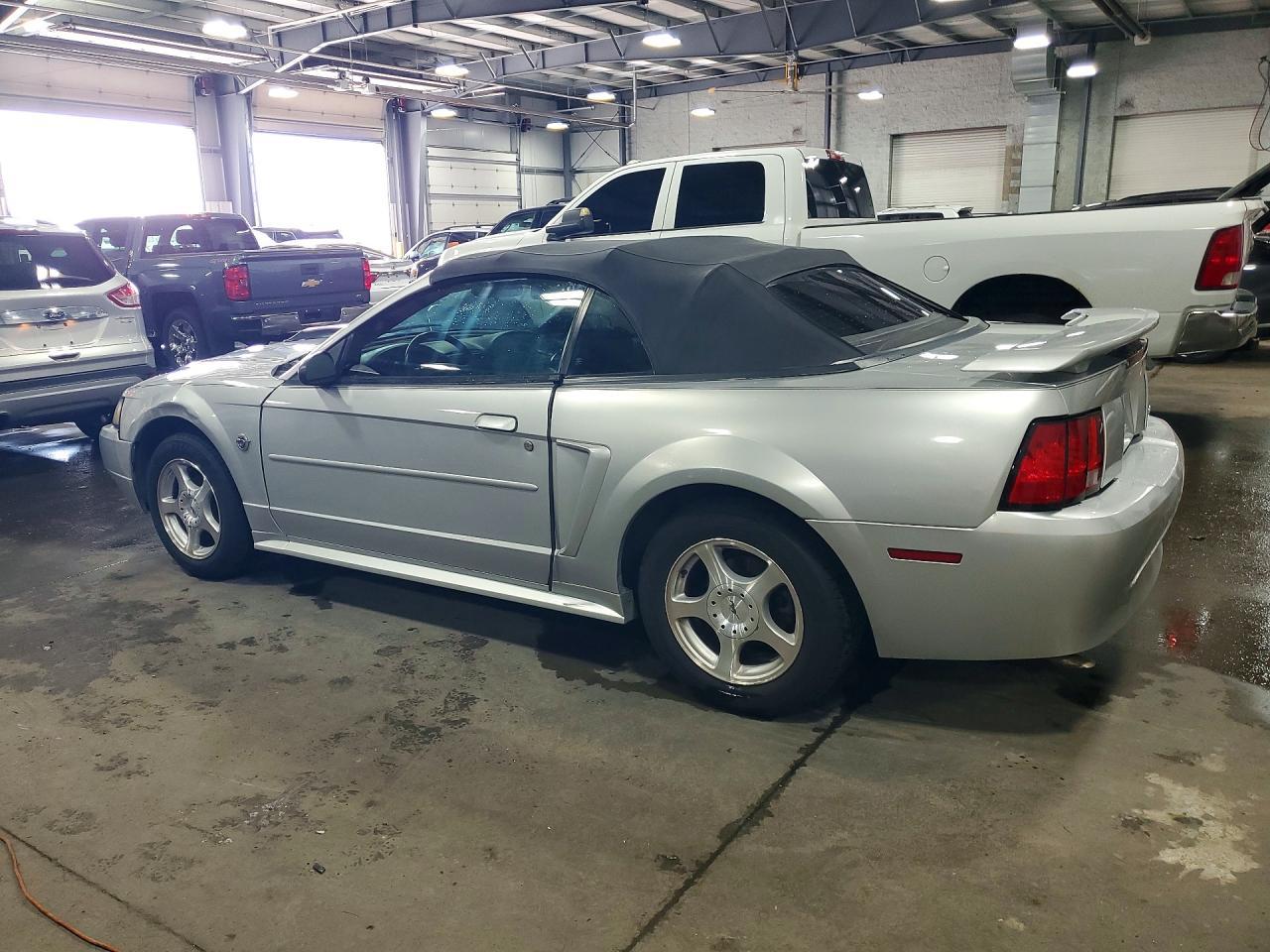 2004 Ford Mustang - Image 2