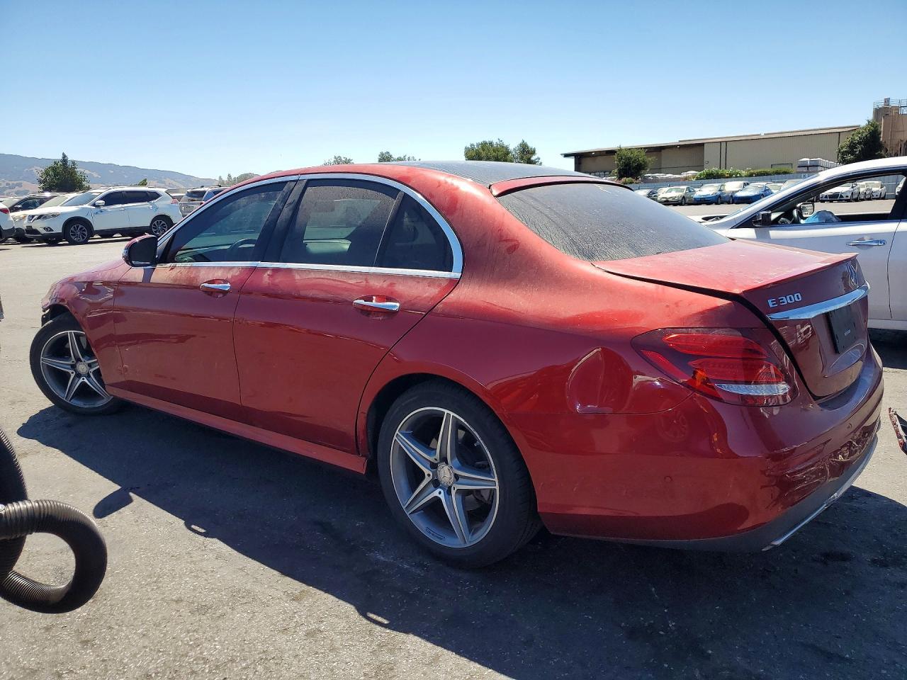 2017 Mercedes-Benz E 300 - Фото 2