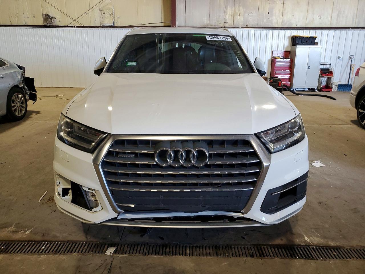 2017 Audi Q7 Premium - Image 5