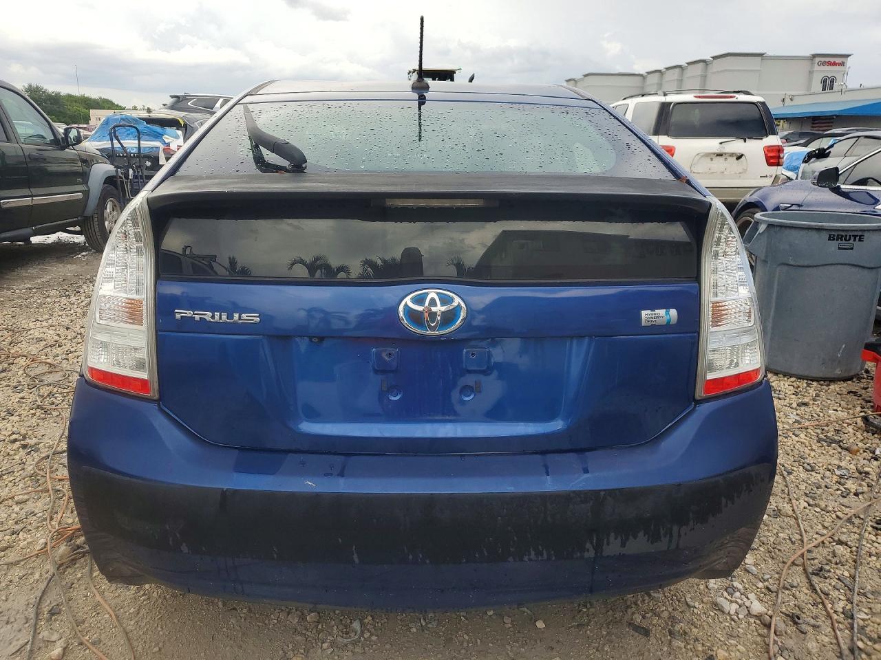 2010 Toyota Prius Iv - Image 6