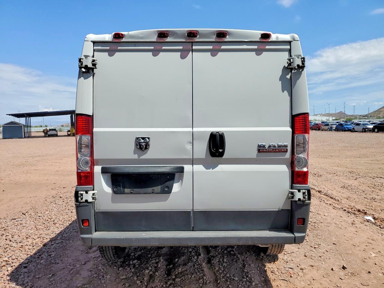 2014 Ram Promaster 1500 Delivery Van - Фото 6
