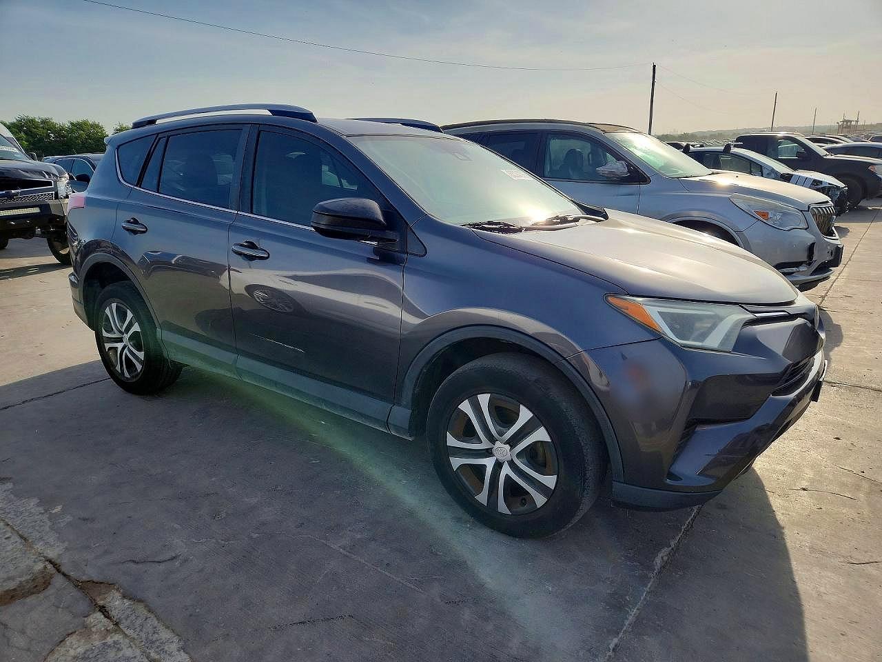 2018 Toyota Rav4 Le - Фото 4