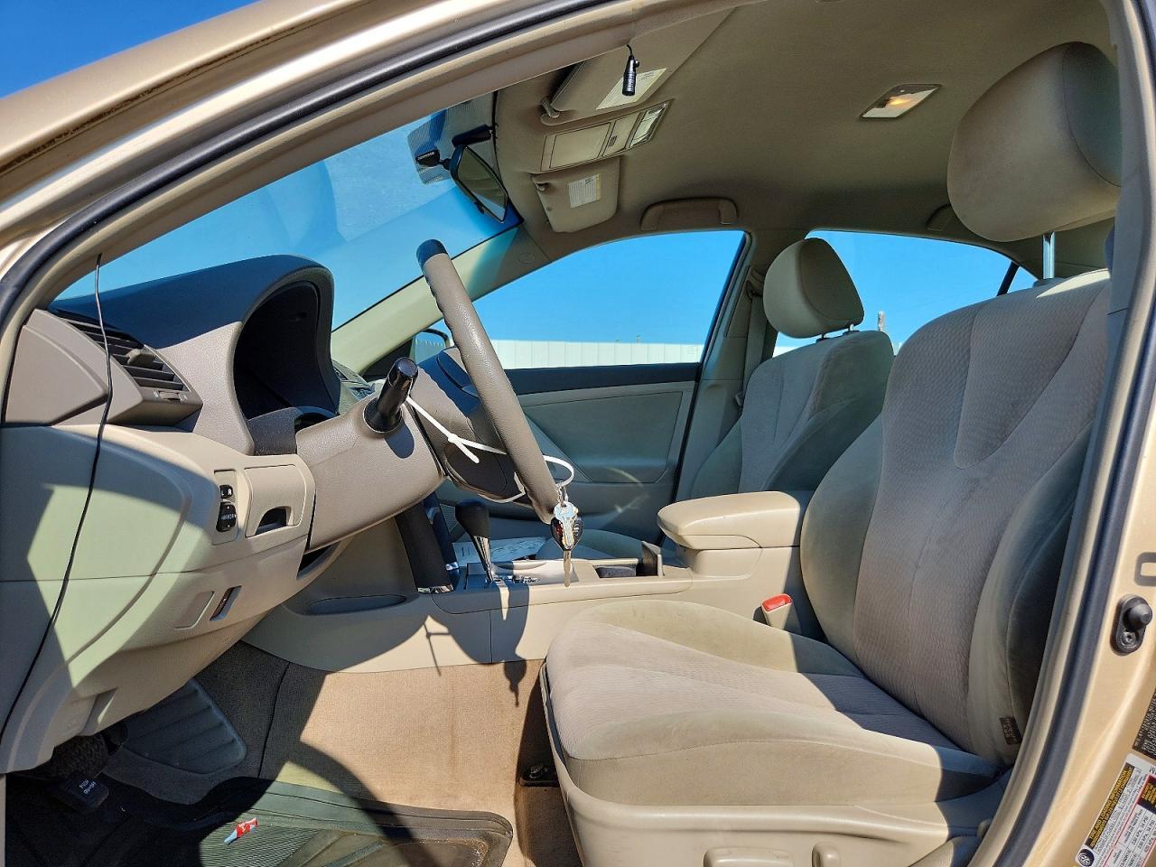2011 Toyota Camry Le - Фото 7