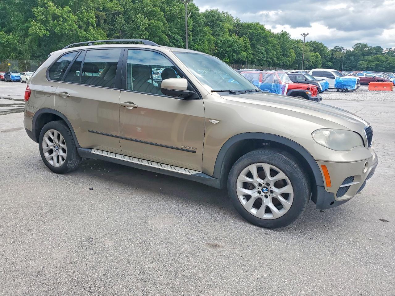2011 BMW X5 xDrive35I - Фото 4