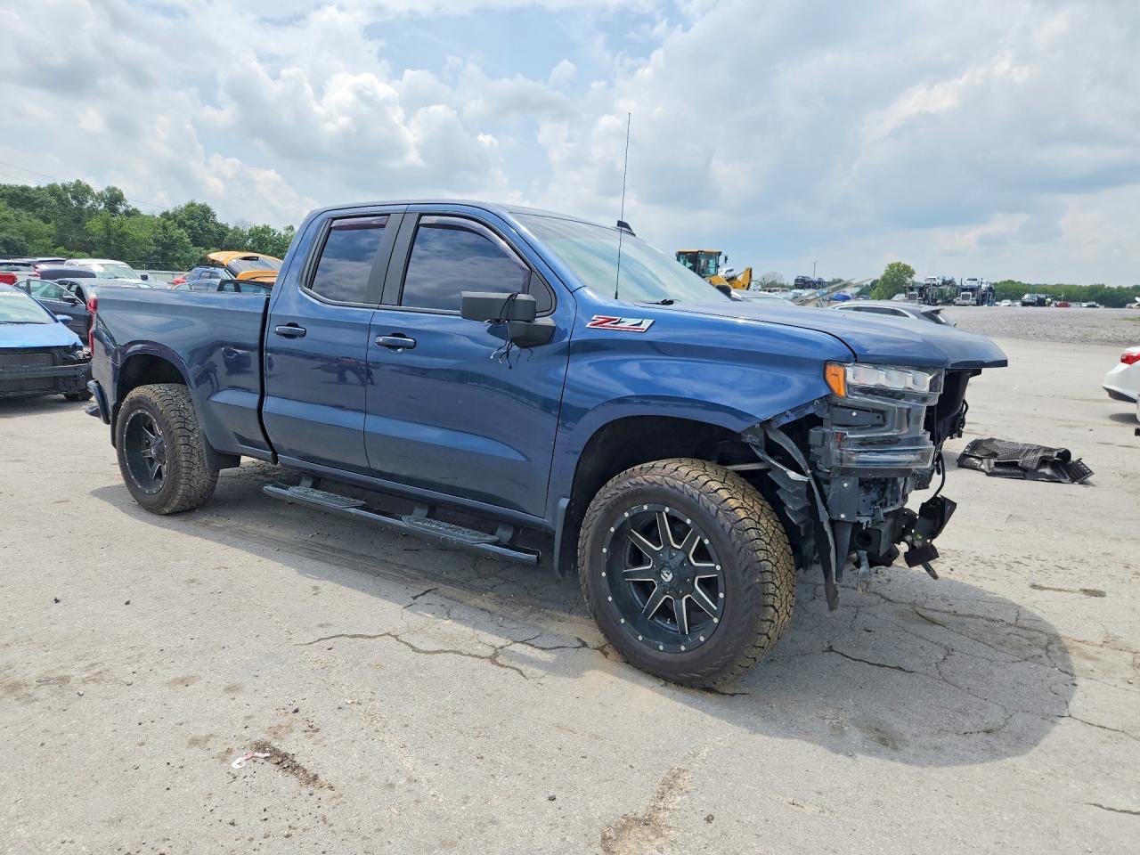 2019 Chevrolet Silverado K1500 Rst - Фото 4