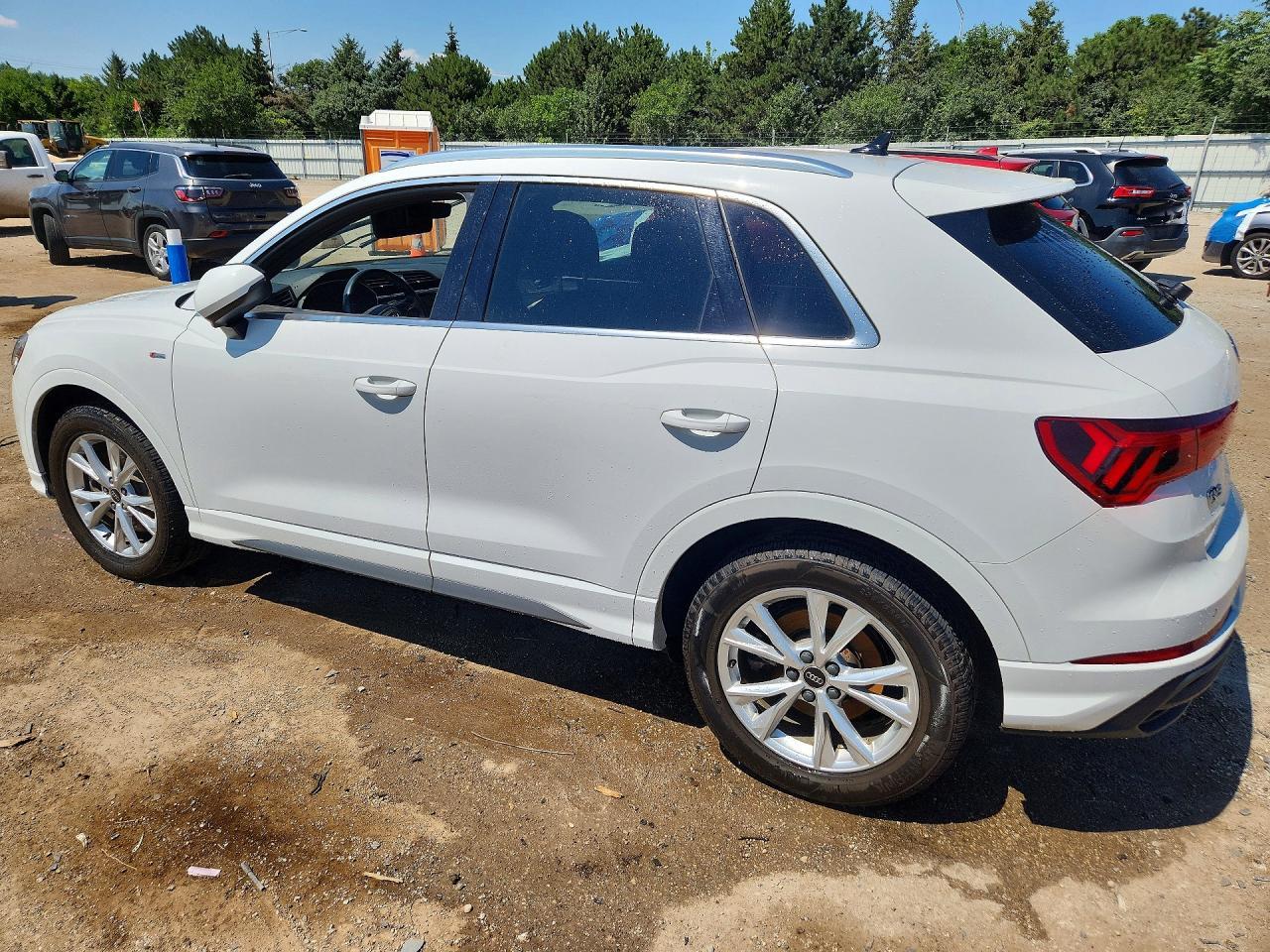 2023 Audi Q3 Premium S Line 45 - Фото 2