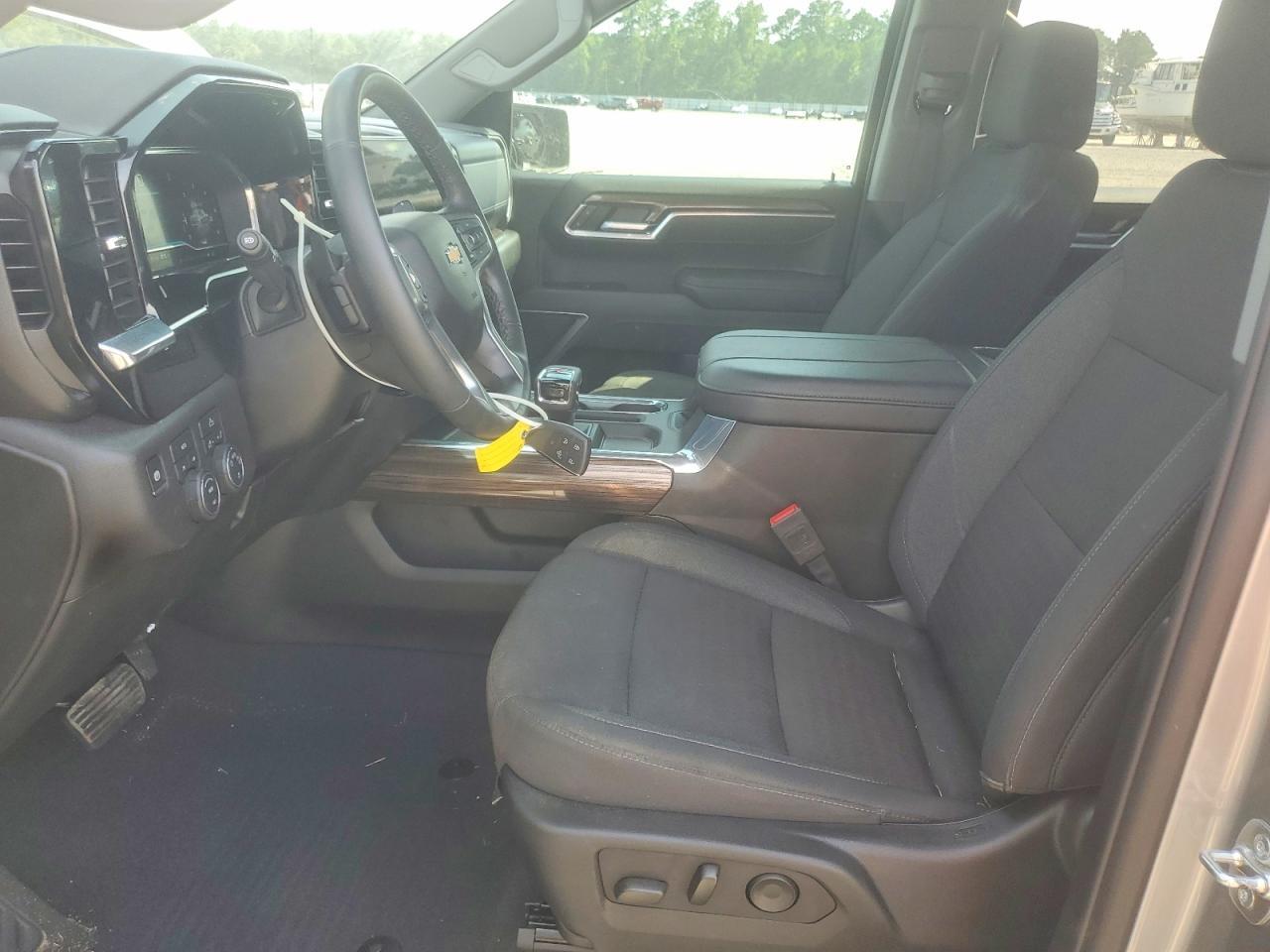 2025 Chevrolet Silverado K1500 Lt - Image 7