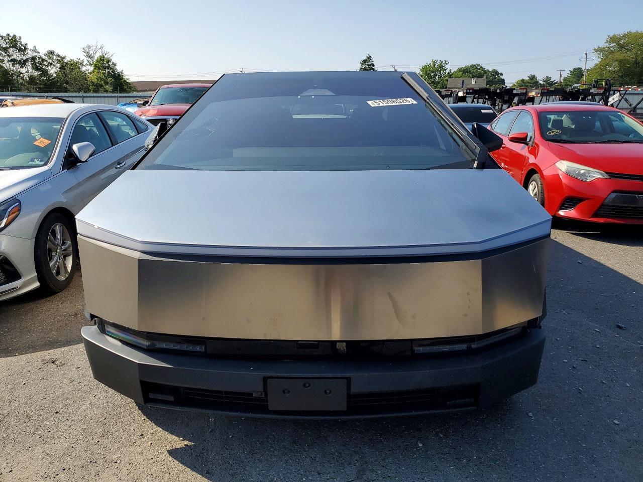 2024 Tesla Cybertruck - Фото 5