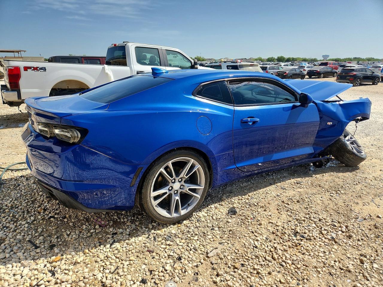 2020 Chevrolet Camaro Ls - Image 3