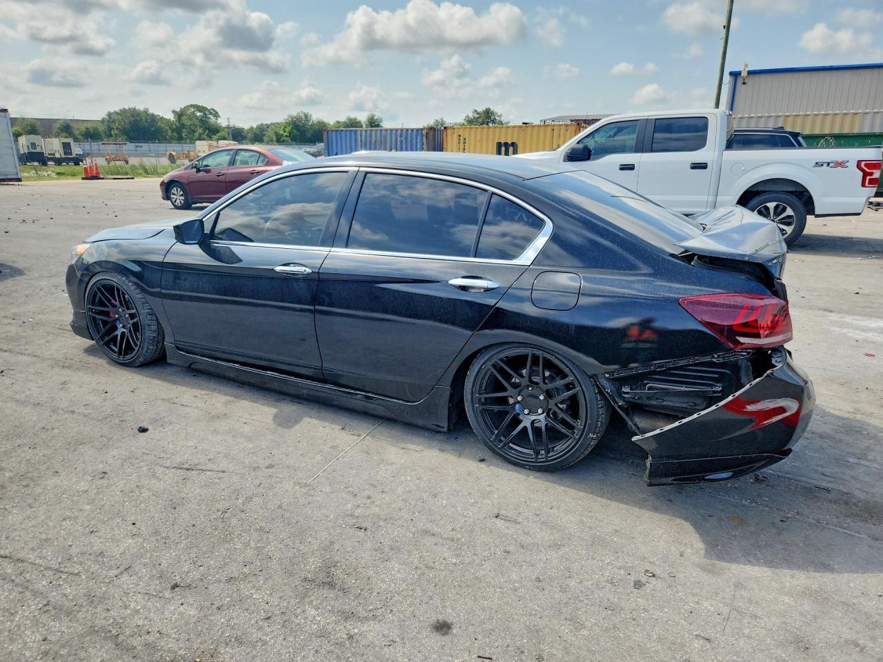 2014 Honda Accord Sport - Image 2