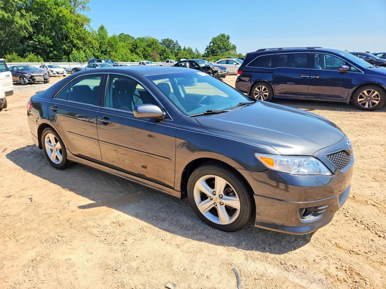 2011 Toyota Camry Se - Фото 4