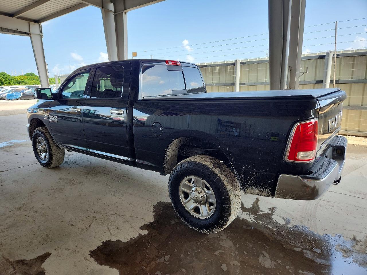 2015 Ram 2500 Slt - Image 2