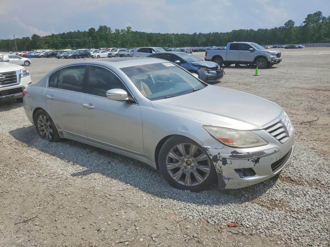 2009 Hyundai Genesis 3.8L - Image 4