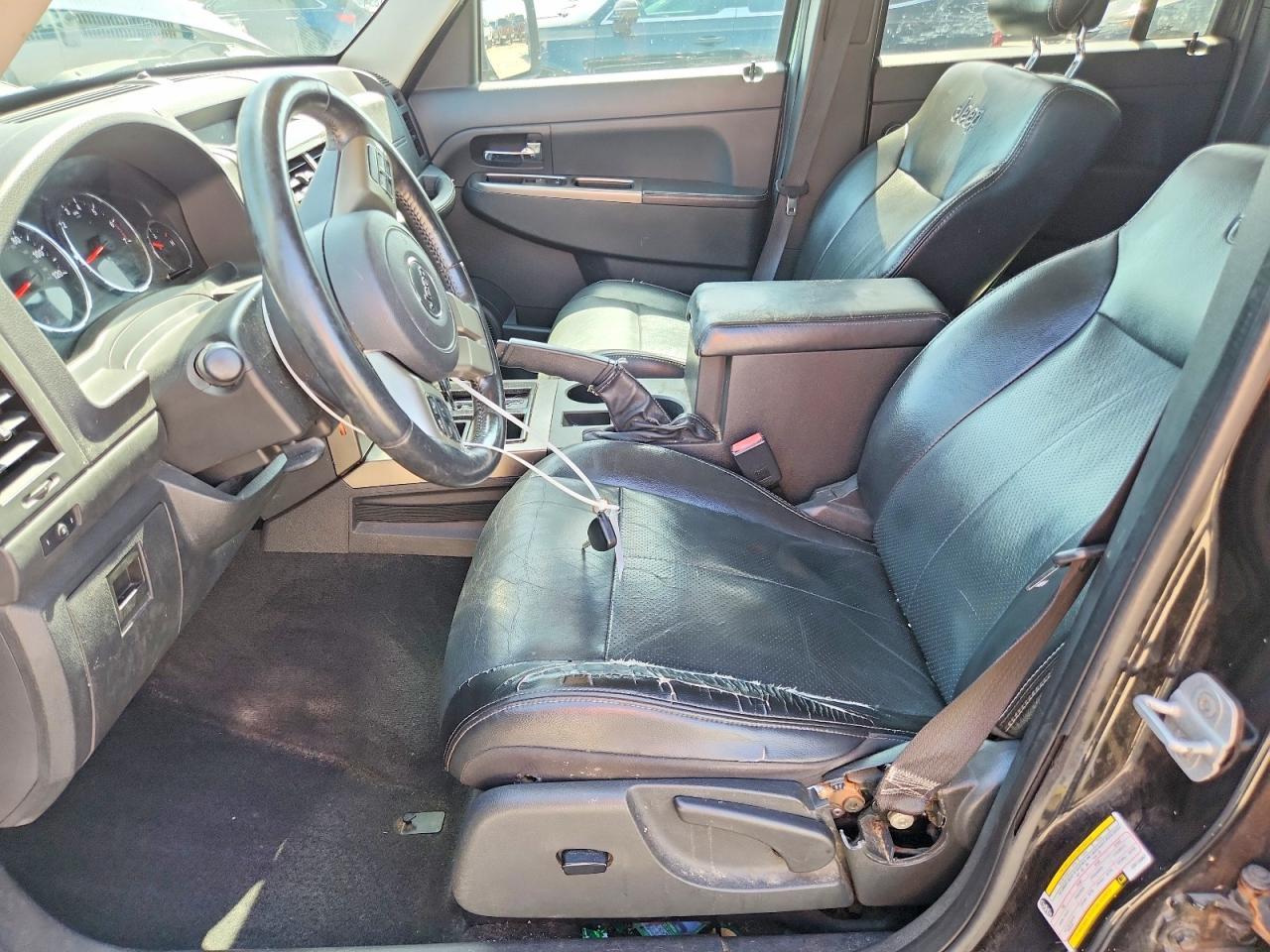 2012 Jeep Liberty Jet - Фото 7