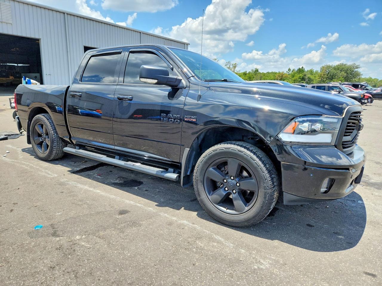 2018 Ram 1500 Slt - Image 4