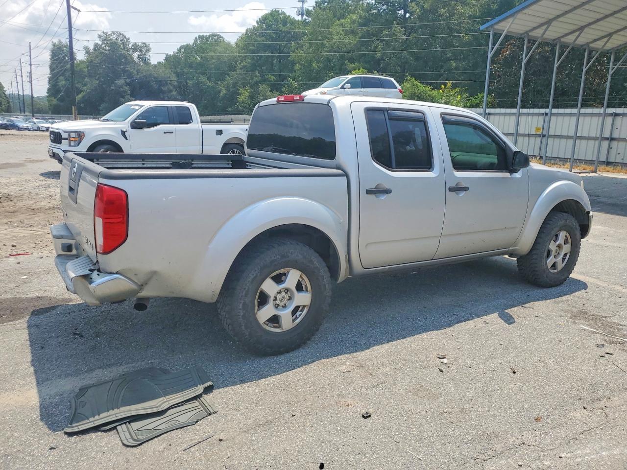2006 Nissan Frontier Se - Фото 3