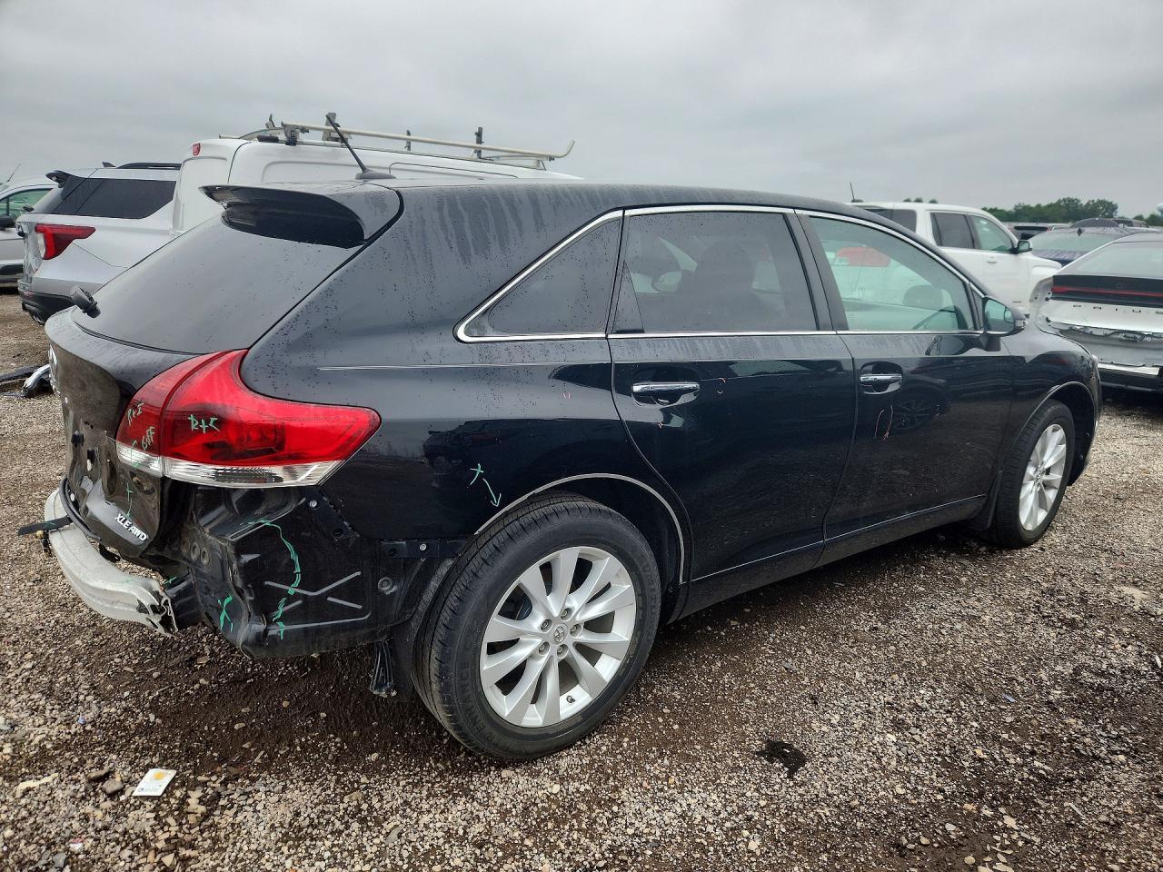 2014 Toyota Venza Xle - Image 3