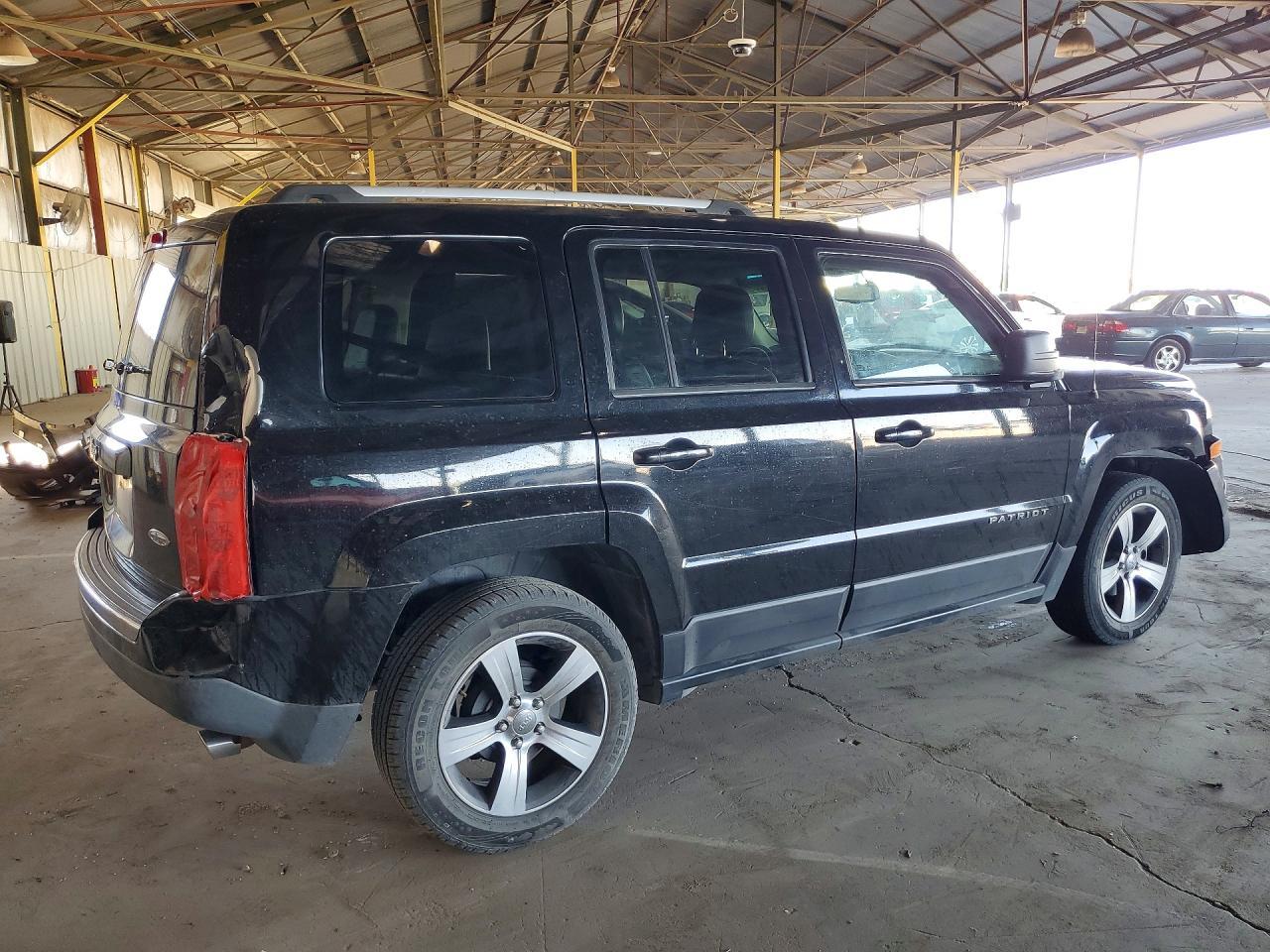 2016 Jeep Patriot Latitude - Фото 3