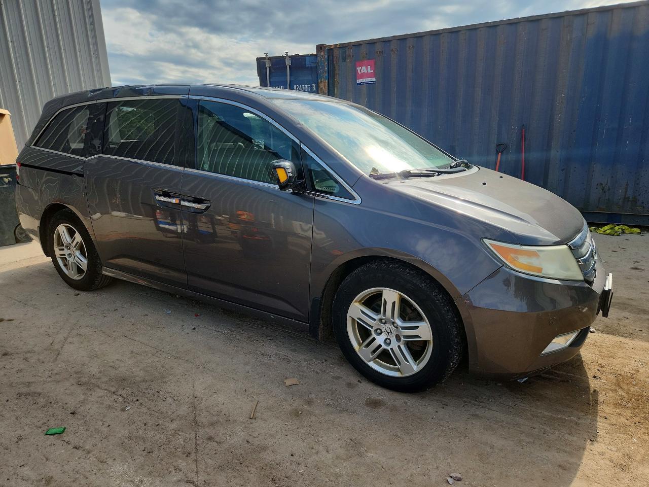 2011 Honda Odyssey Touring - Фото 4