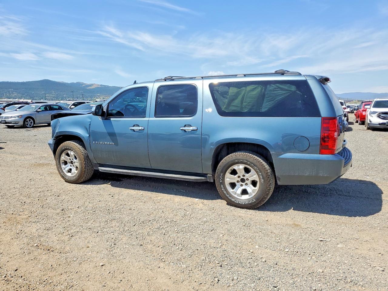 2008 Chevrolet Suburban K1500 Ls - Фото 2