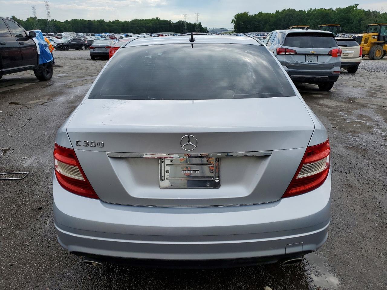 2011 Mercedes-Benz C 300 - Фото 6