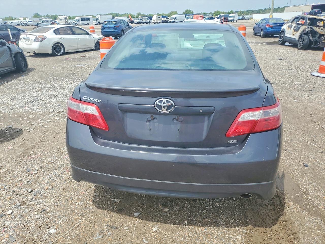 2009 Toyota Camry - Фото 6