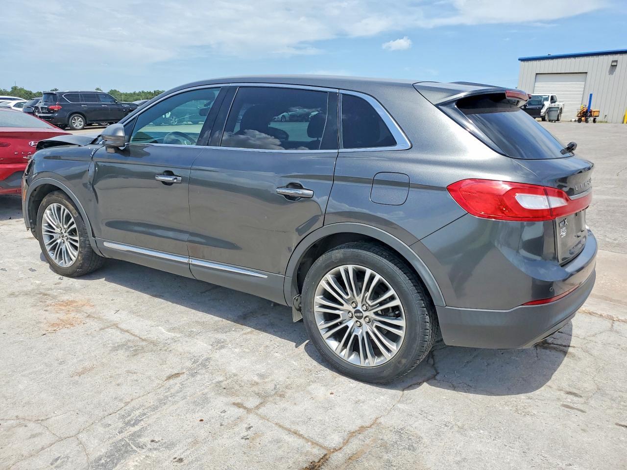 2017 Lincoln Mkx Reserve - Фото 2