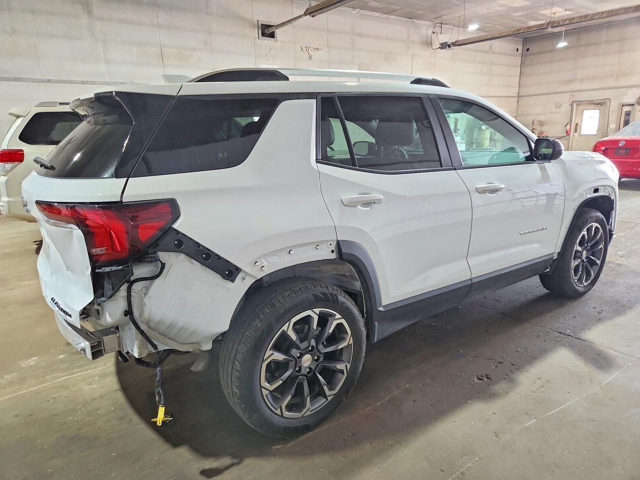 2025 GMC Terrain Elevation - Фото 3
