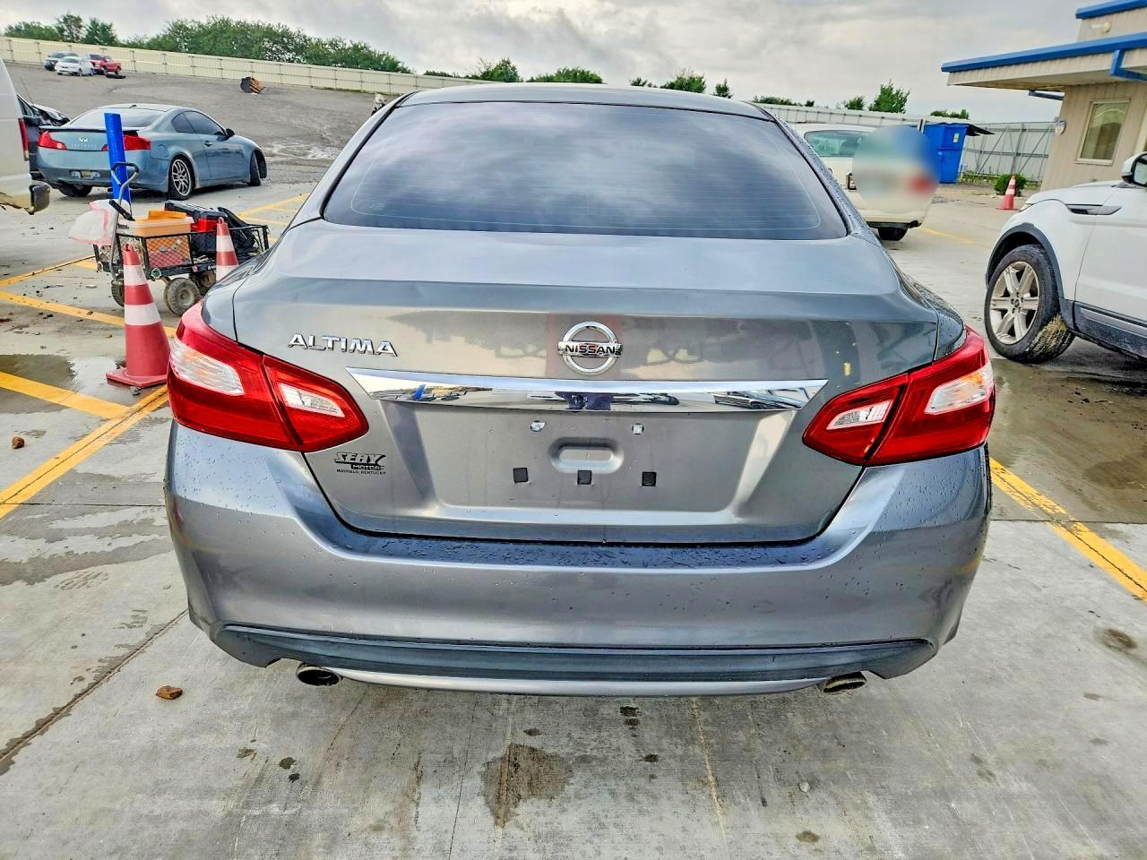 2016 Nissan Altima 2.5 S - Фото 6