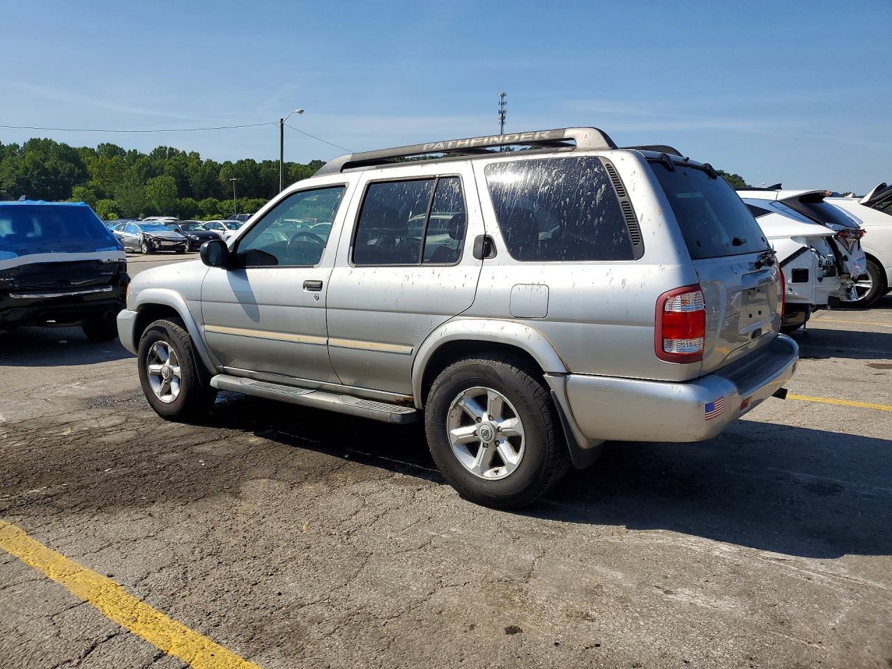 2004 Nissan Pathfinder Se - Фото 2
