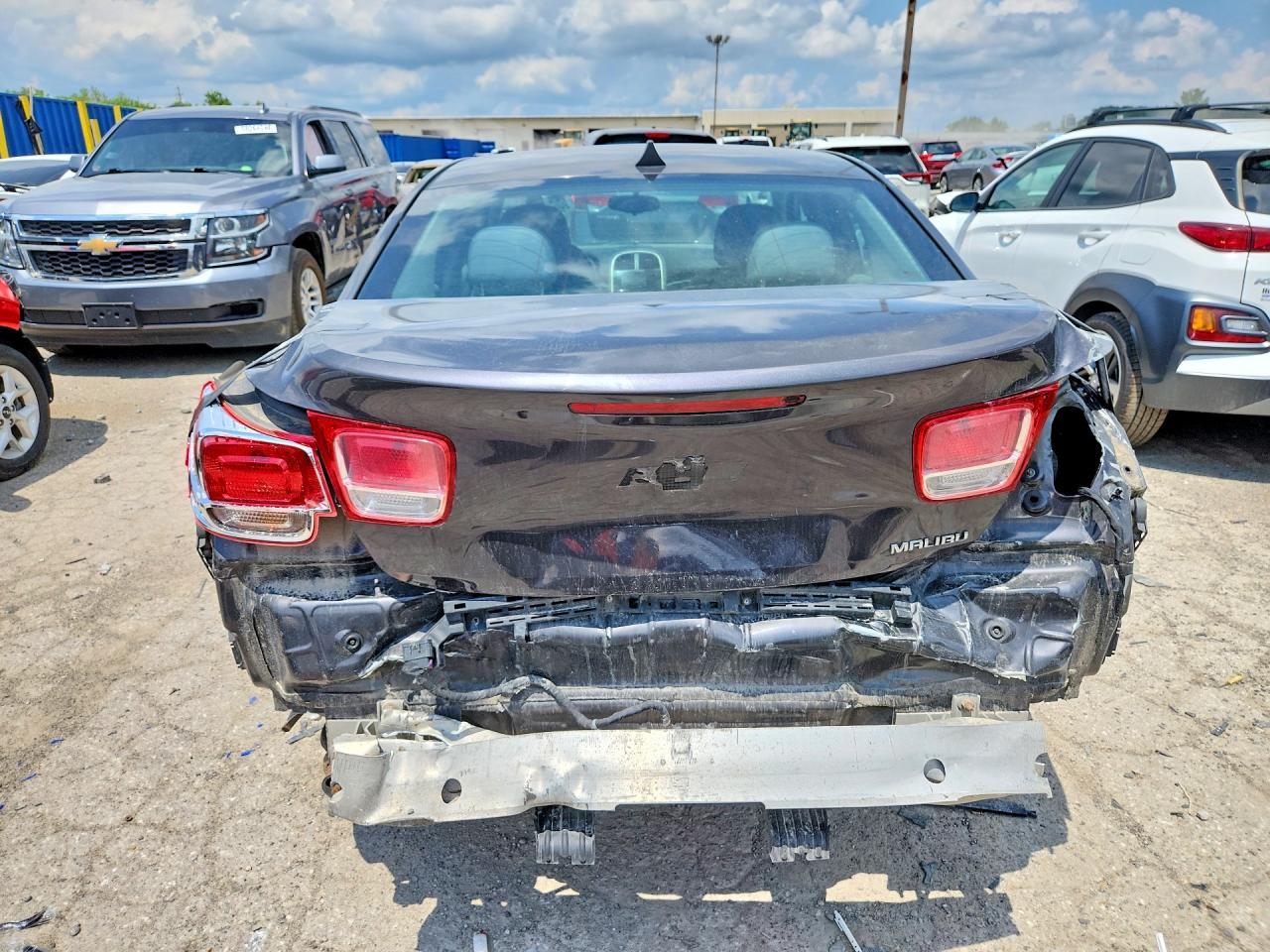 2013 Chevrolet Malibu Ls - Фото 6