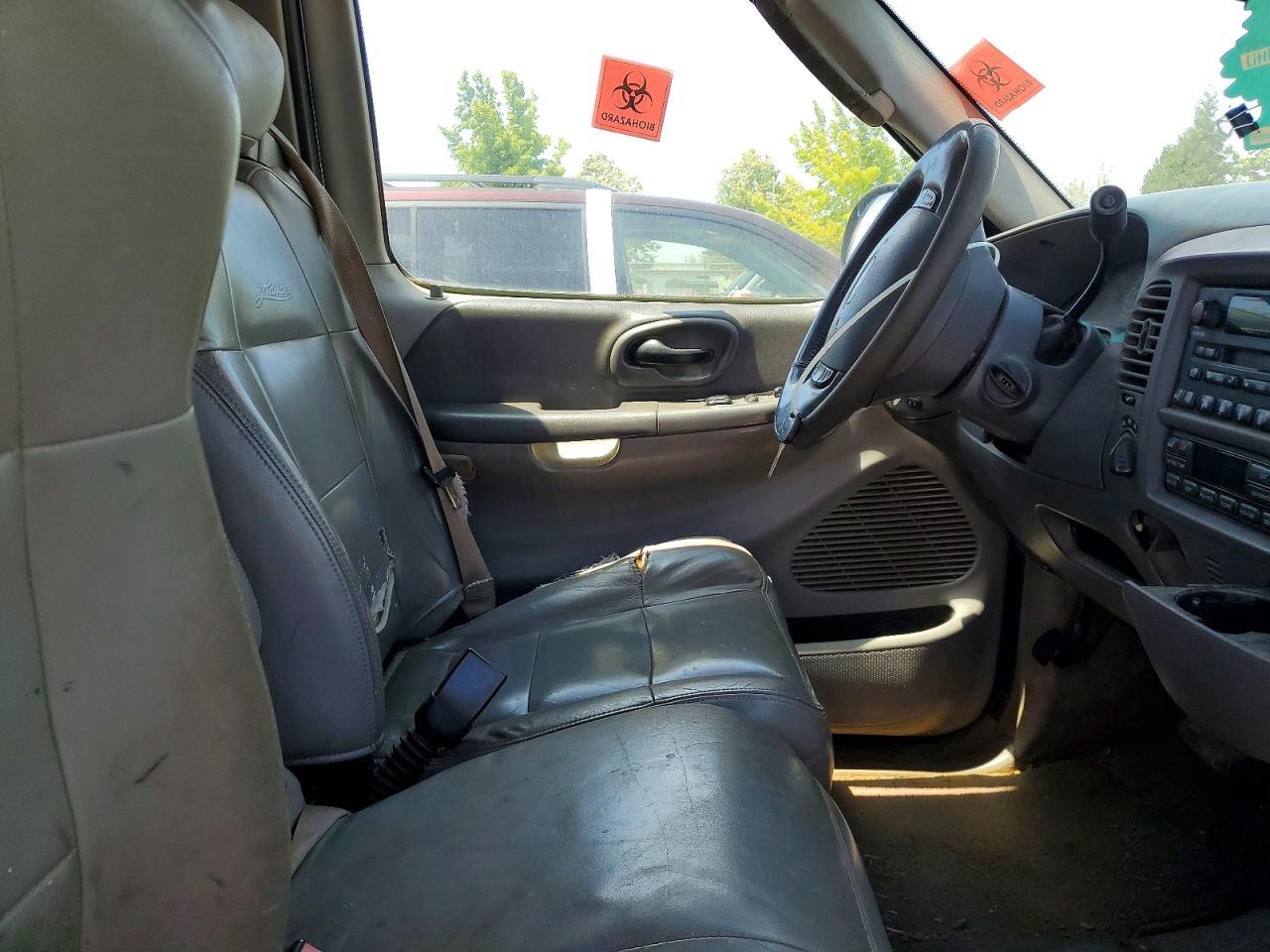 2002 Ford F150 - Image 7