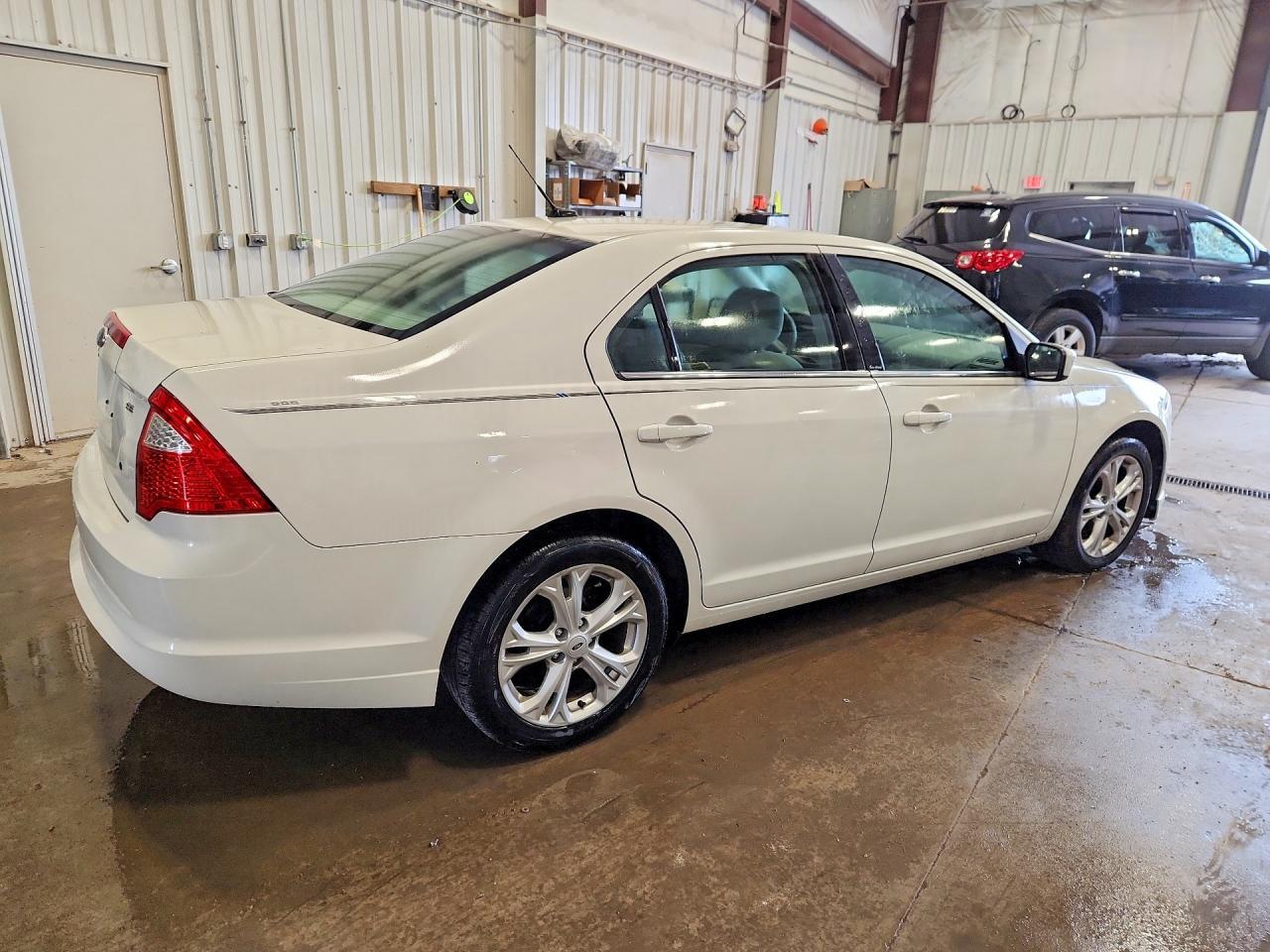 2012 Ford Fusion Se - Фото 3