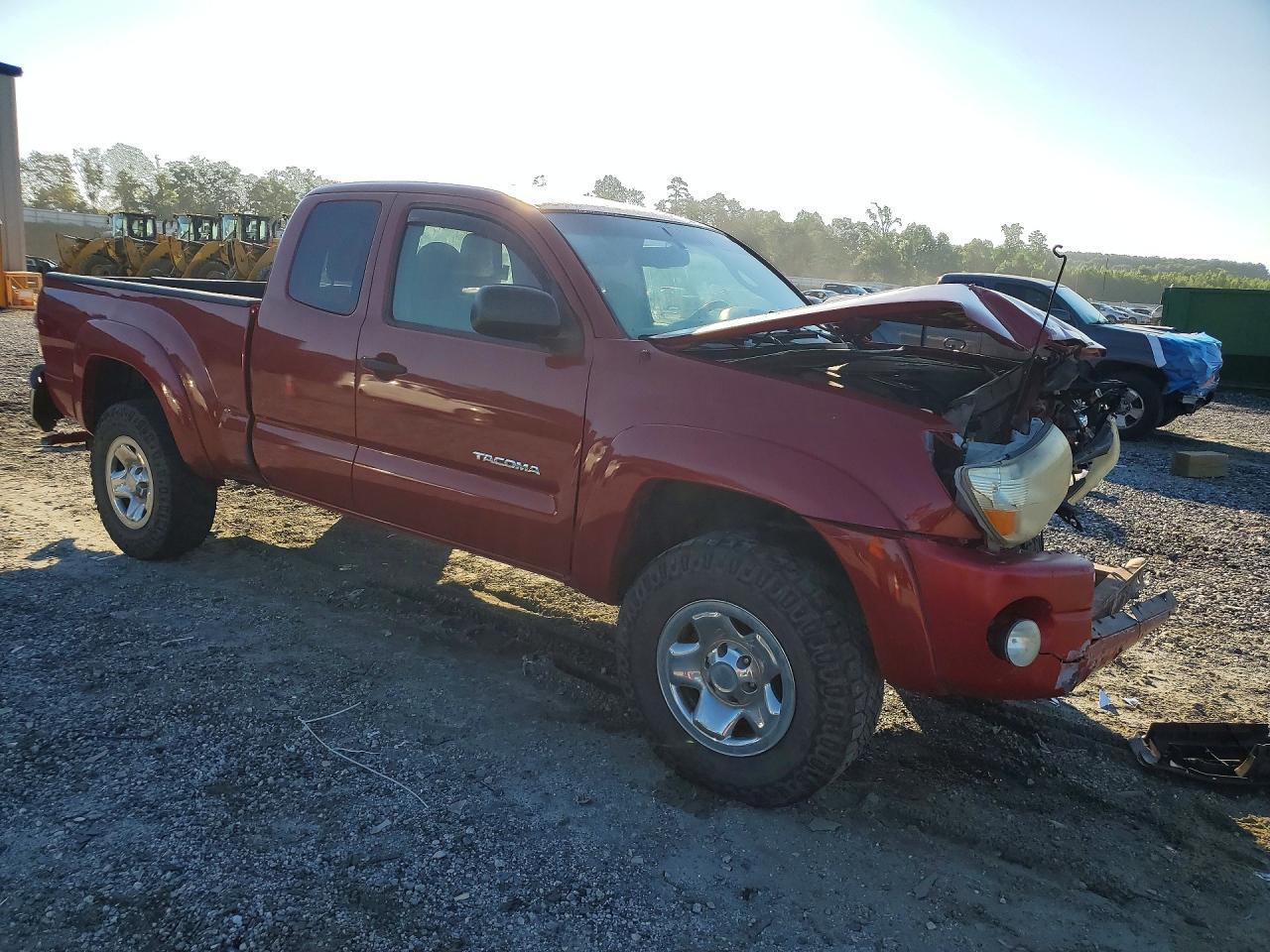 2010 Toyota Tacoma Deluxe - Фото 4