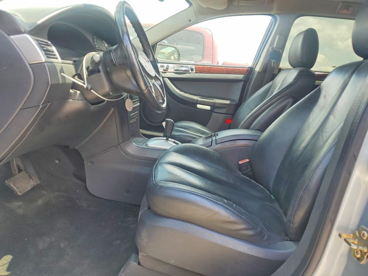 2004 Chrysler Pacifica - Image 7